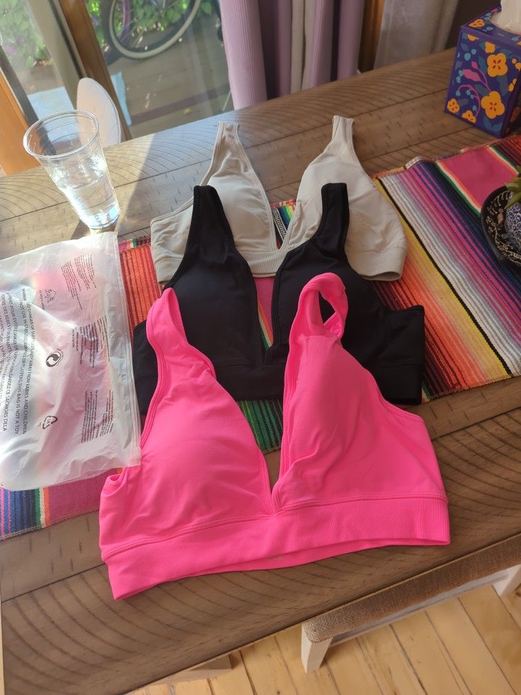 Large Stretchy Sports Bras