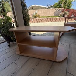 Beautiful 📺 stand.