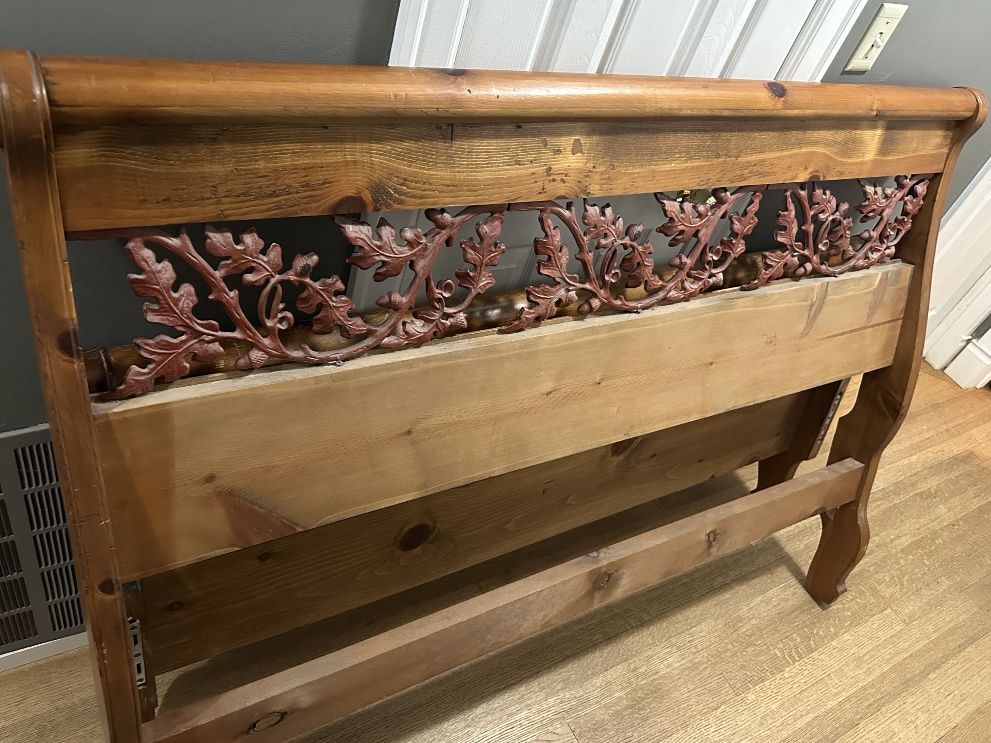 Beautiful Wood And Iron Queen Bedroom Set