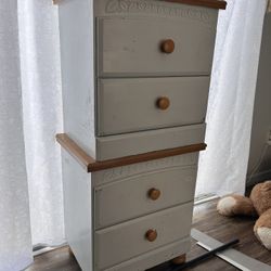 2 Small Drawers