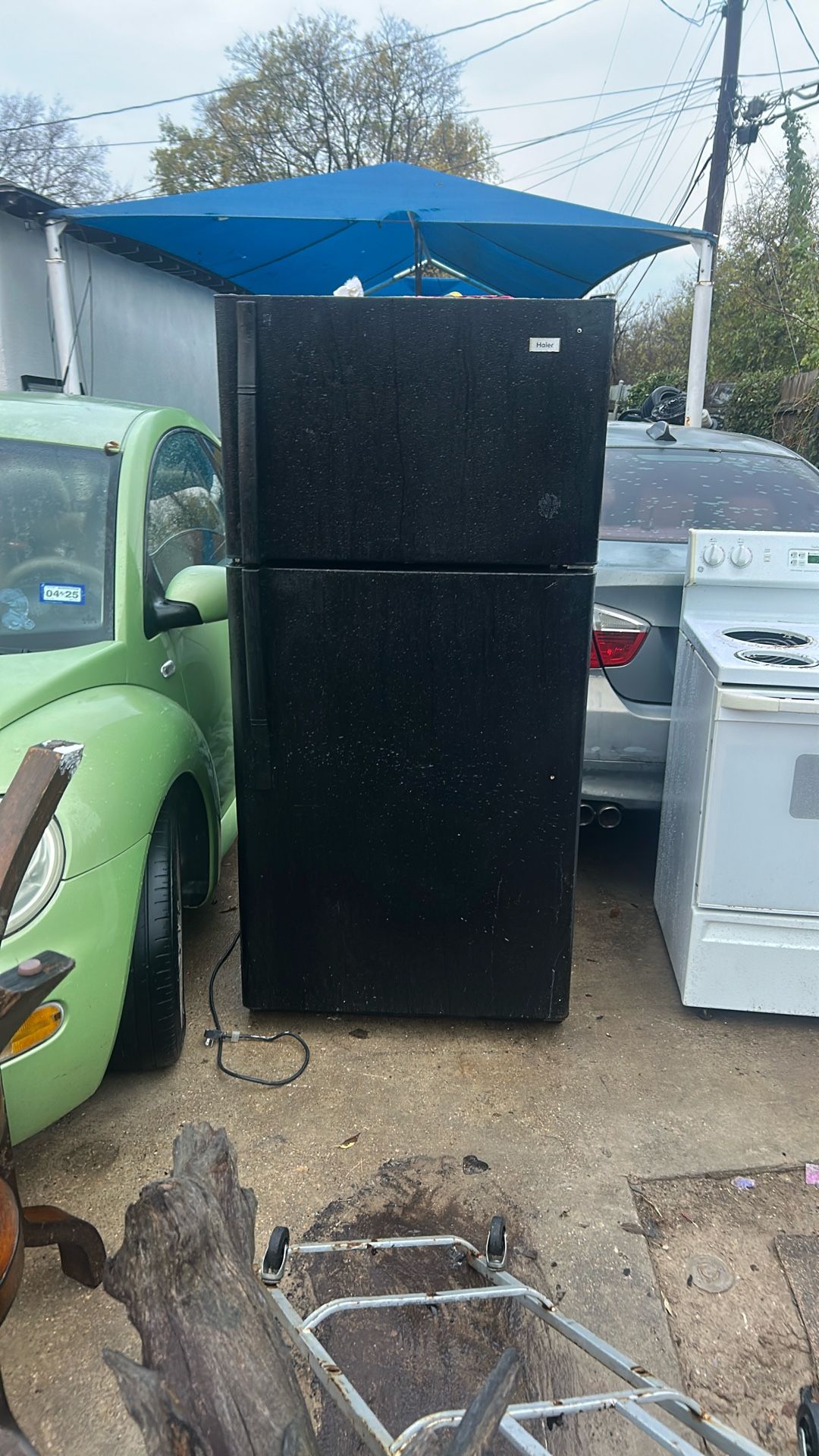Hair Top N Bottom Black Fridge Works Great N Electric Stove  Ge Must Sell 