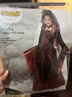 Girl costume