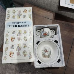 Wedgwood Peter Rabbit 2pc Tea Set