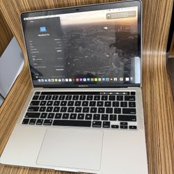 Apple MacBook Pro
