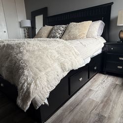 4 Piece Bedroom Set -Bobs