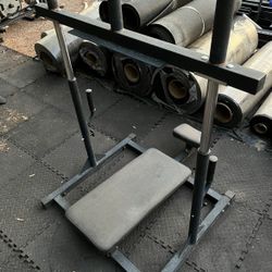 Titan Vertical Leg Press 