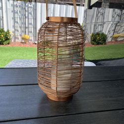 Gold Wire Candle Holder