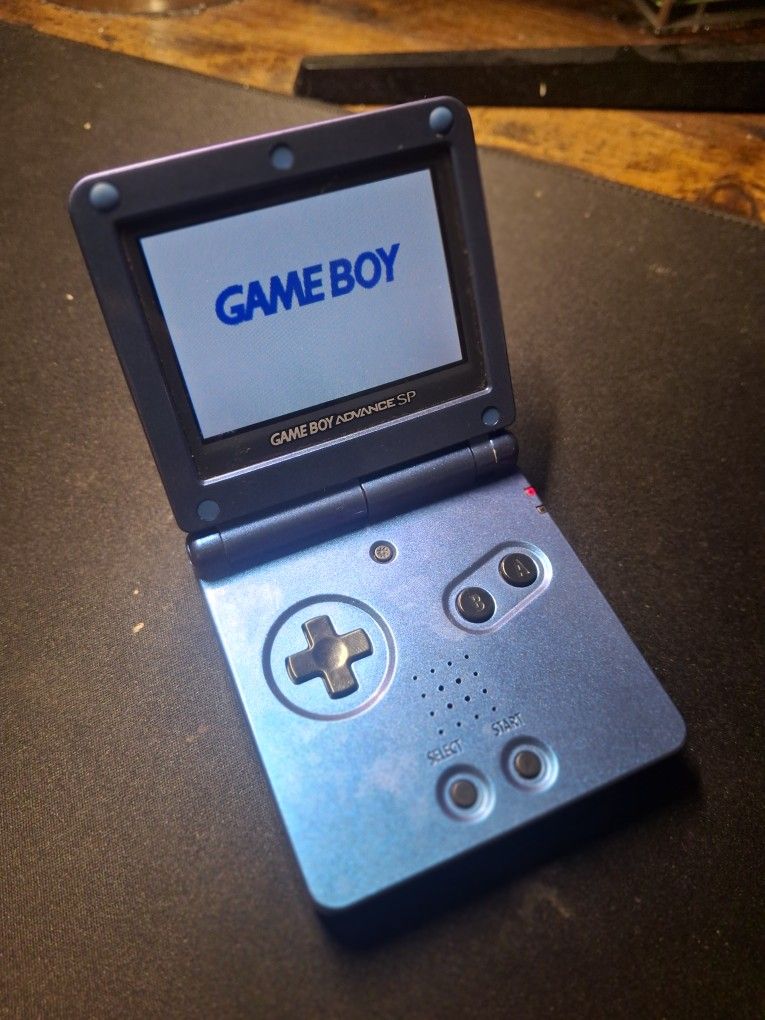 Gameboy Advance SP AGS-101