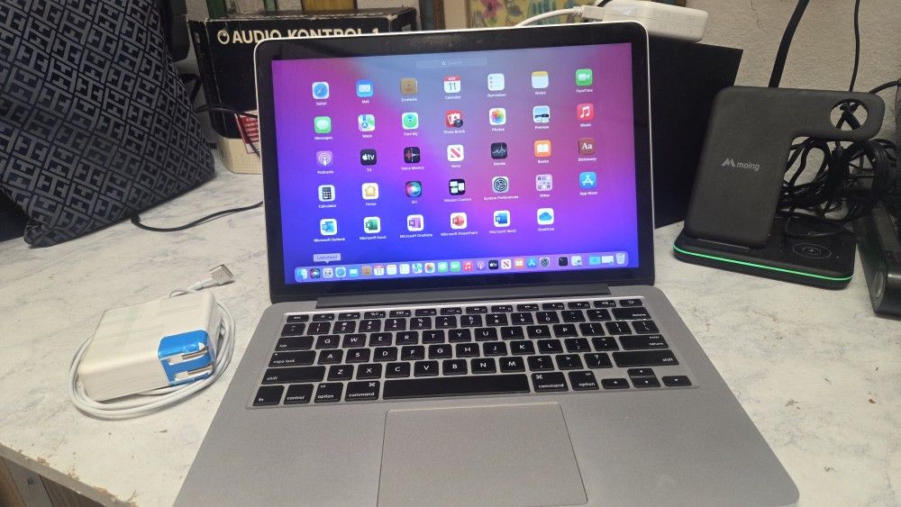 MacBook Pro 13" Retina I5 8Ram 128ssd Monterey-Office
