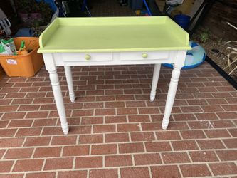 Cute Kids Desk 
