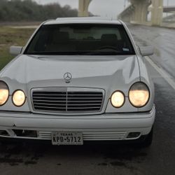 1999 Mercedes-Benz E-Class