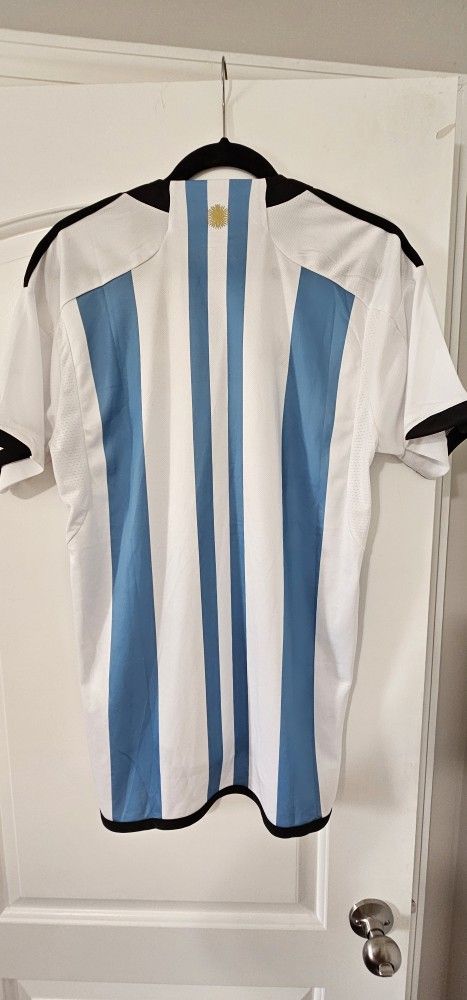 Men Size Large Argentina Jersey New