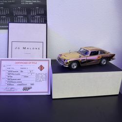 Jo Malone 22kt Gold plated 007 Aston Martin DB5 1:24 Car Model