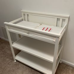 Infant/Baby Changing Table