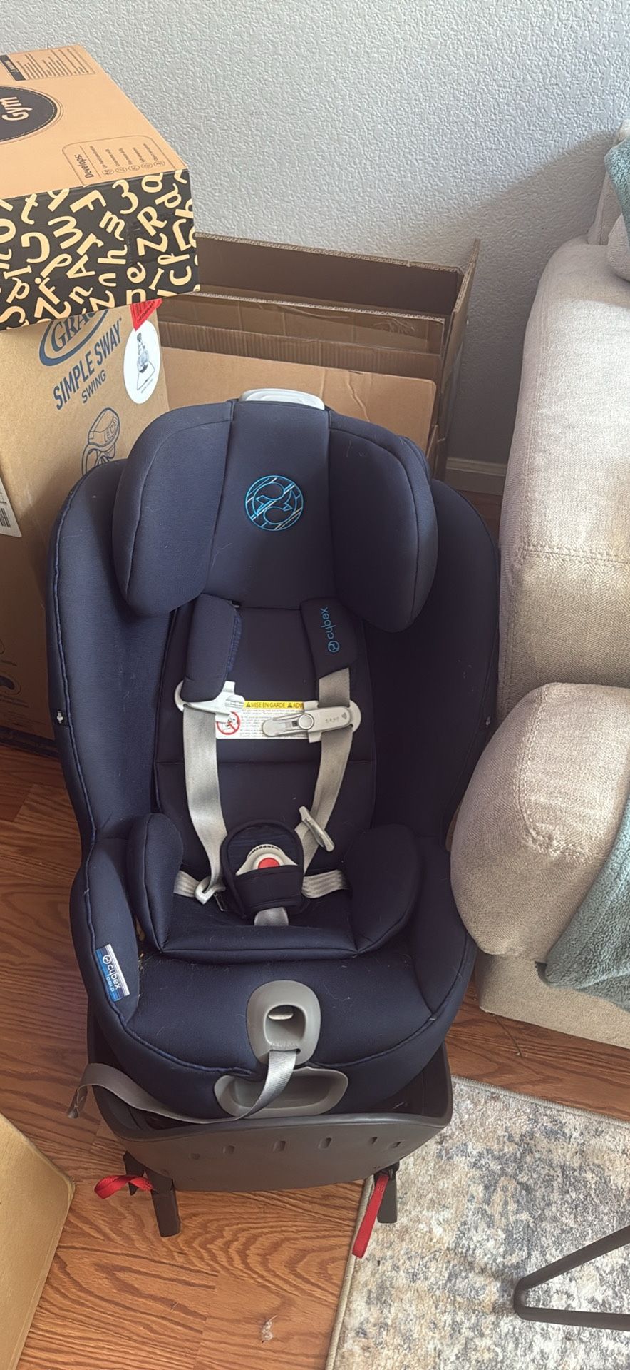 Cyber Gold Car Seat