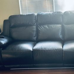 Reclining Sofa - Great Condition 