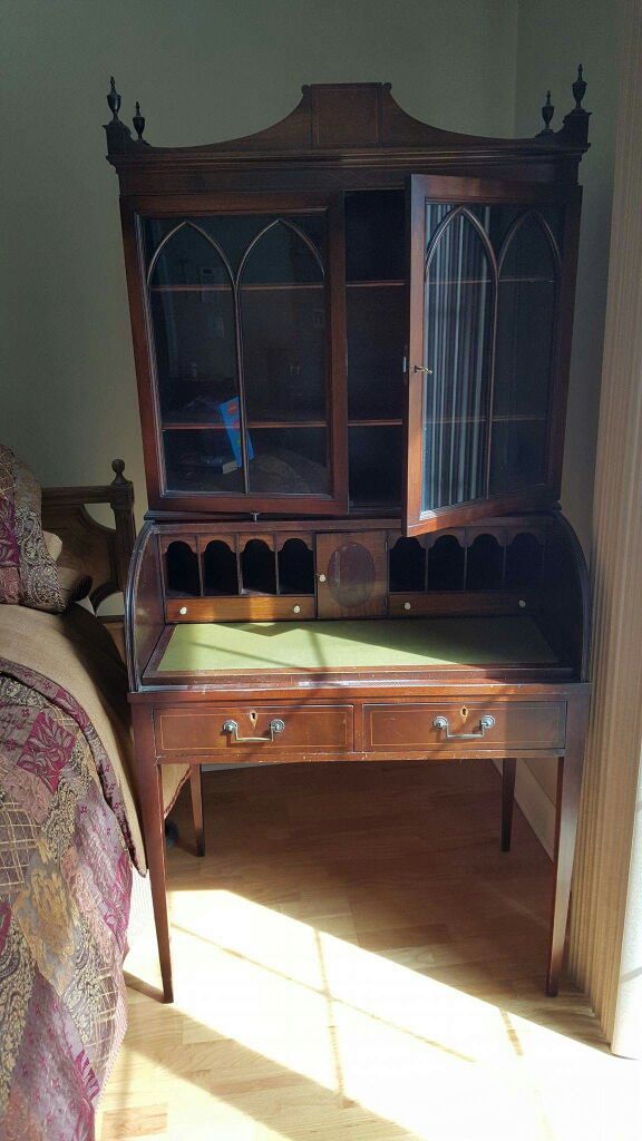 Antique Mahogany Rolltop Desk