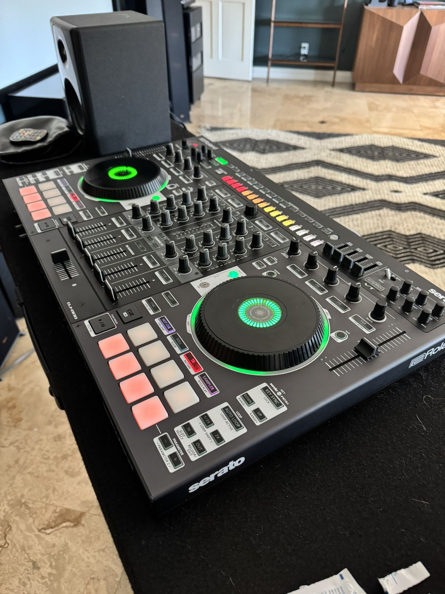 [Like New] Roland DJ-808 Controller 