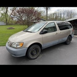 2002 Toyota Sienna
