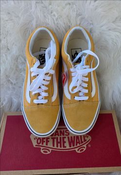VANS Nuevos.
