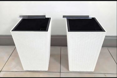 *** NEW LOW PRICE *** PAIR of 16" White Square Textured Planters with Irrigation (2 for $40) @ Lasting  Creations