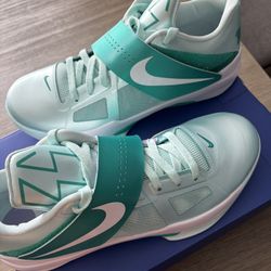 Easter KD 4s