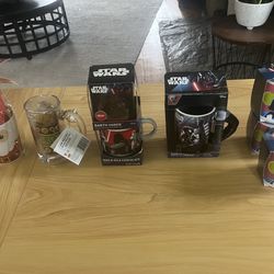 Assorted Collector Mug Sets - Wizarding World, Star Wars, Christmas