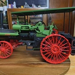 Large Tractor. Metal. For Collectors.