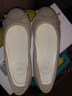 Gold flats