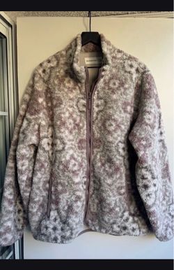 Men’s Abercrombie and Fitch sweater
