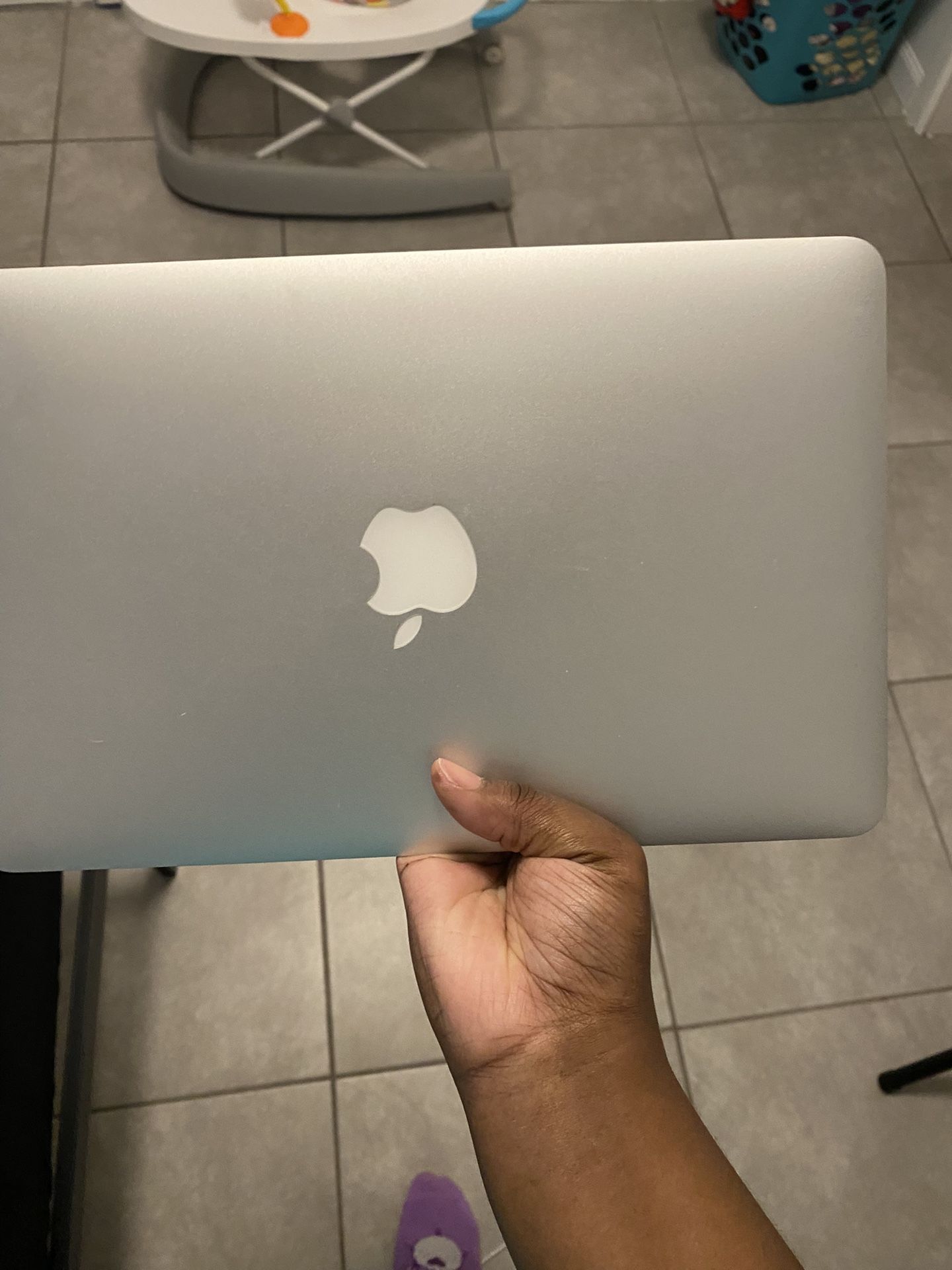 MacBook