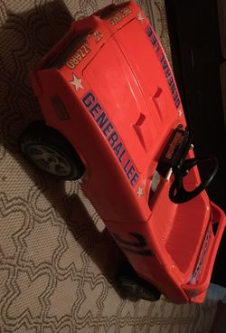 General Lee pedal car -1982