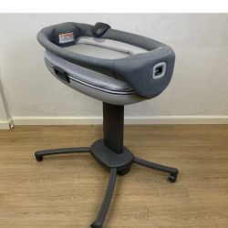 Chicco Close To You 3-in-1 Bedside Bassinet, Heather Grey