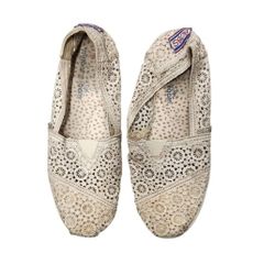 Bobs Size 7 Cream Lace Slip On Shoes