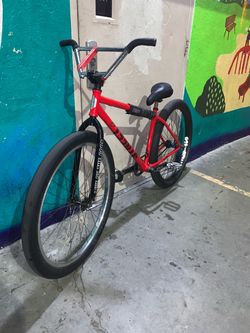 Street co