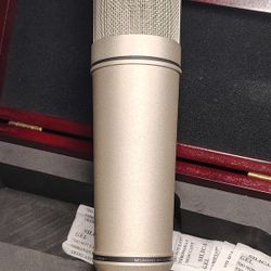 Neumann U 87 Ai Large-diaphragm Condenser Microphone - Nickel