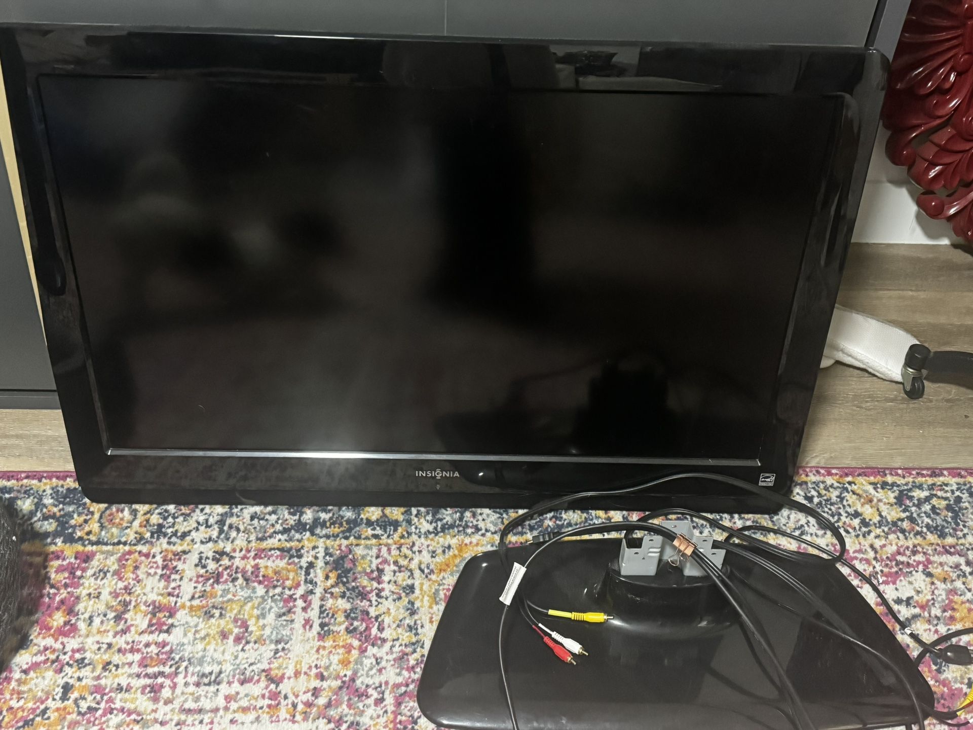 Cable TV 39.5 Wide X 26 “ Hight