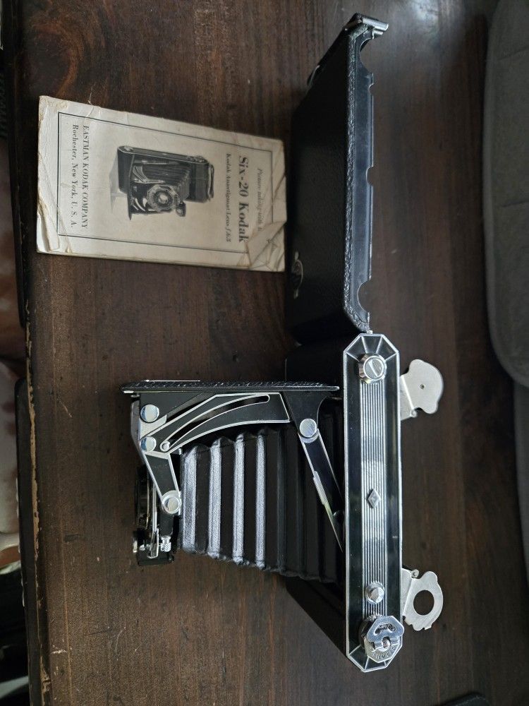 Kodak Six-20 Folding Camera