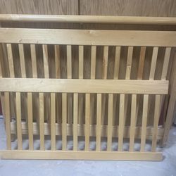 Crib/ Toddler Bed 