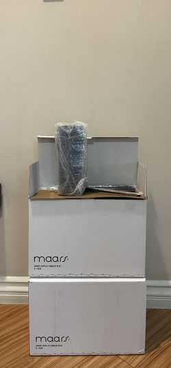 Maars skinny acrylic tumbler 18OZ