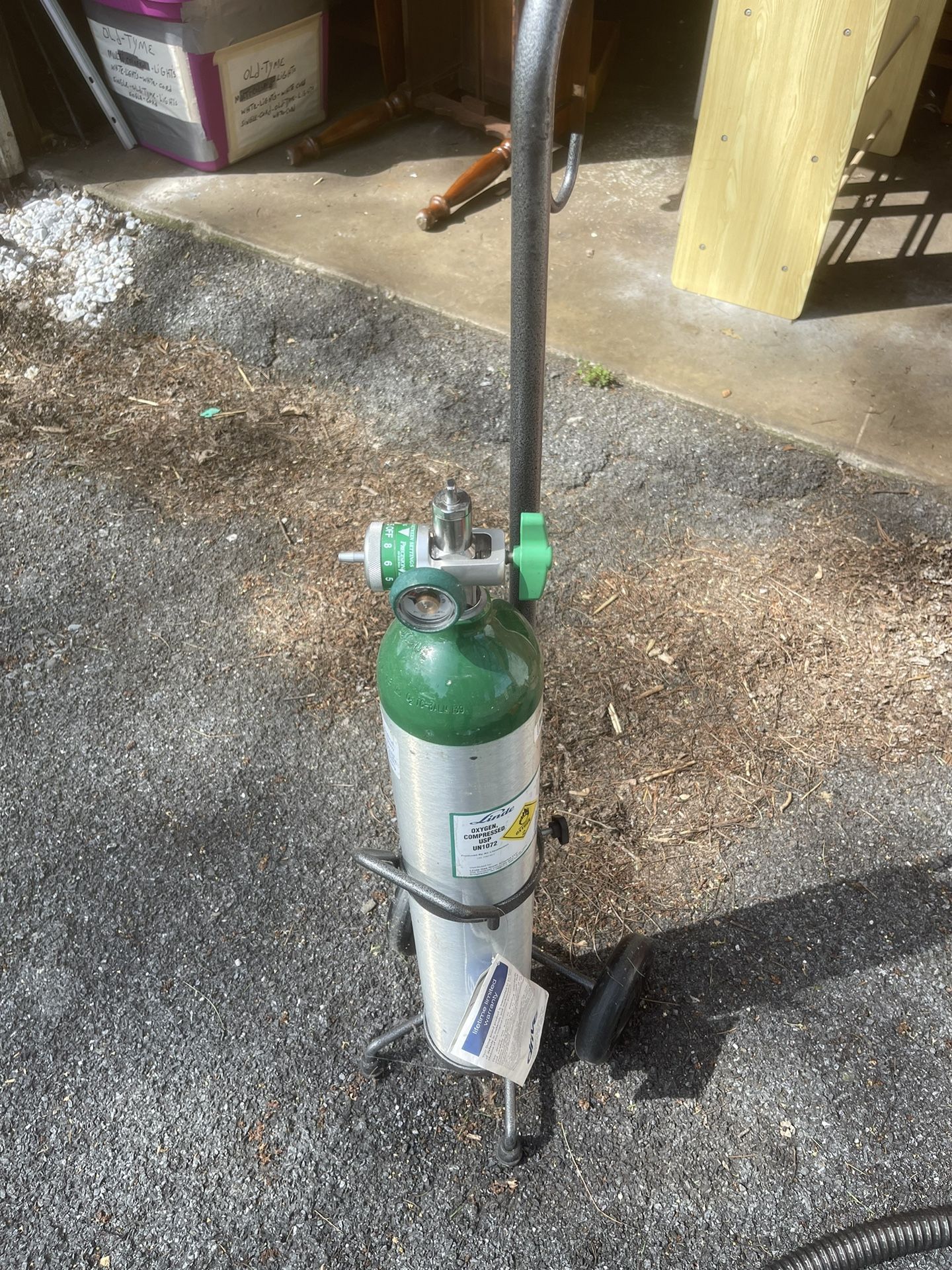 Oxygen Machine Compressed