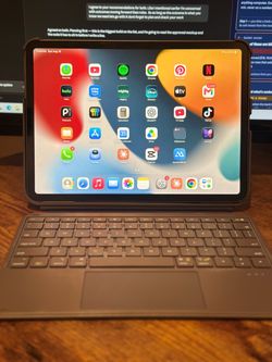 iPad Pro + Apple Watch+ Beat Solo Buds