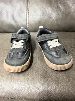 Toddler carters Sneakers with Velcro Strap