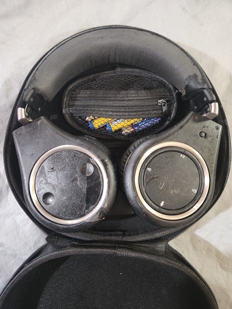 Polk Audio Head Phone