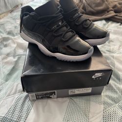 Nike Air Jordan Space jams.