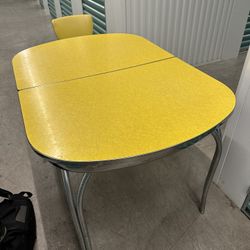 Vintage Yellow Formica Table w 4 Matching Chairs