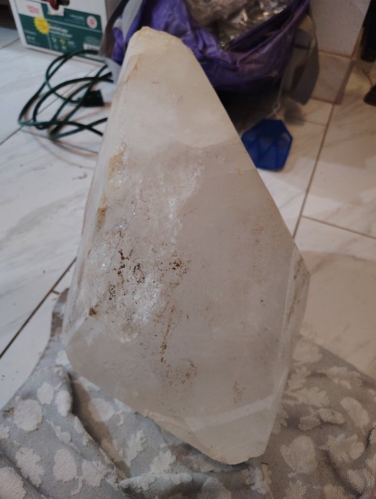 Pure Quartz Rock