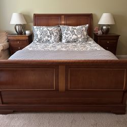 Stanley Queen Bedroom Set