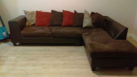 Like New Sectional Couch Free Delivery