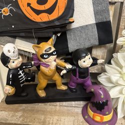 Halloween Mini Trick Or Treaters 